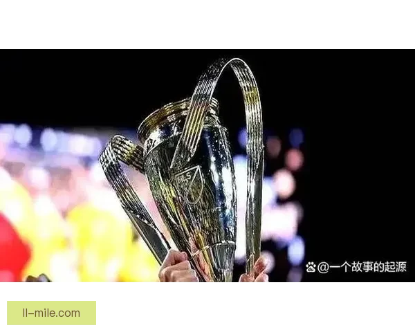 布安加荣膺美职联常规赛金靴奖成就职业生涯新高
